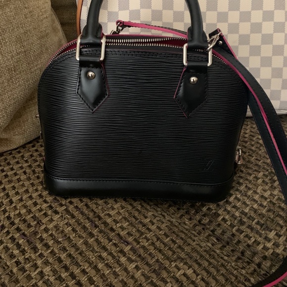 Original - Picture 1 of 1